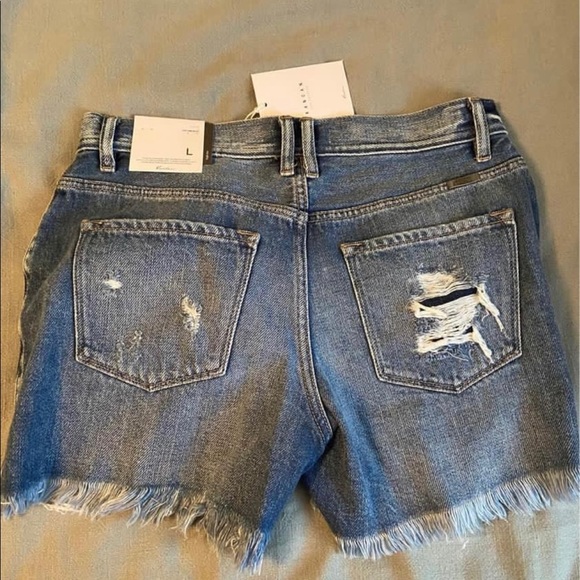 Kancan Jean shorts. - Picture 3 of 3